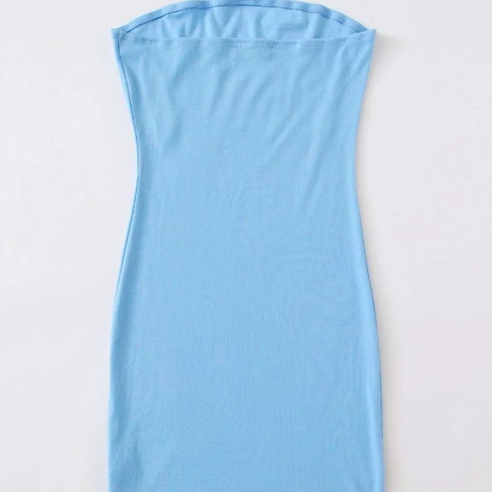 Strapless dress